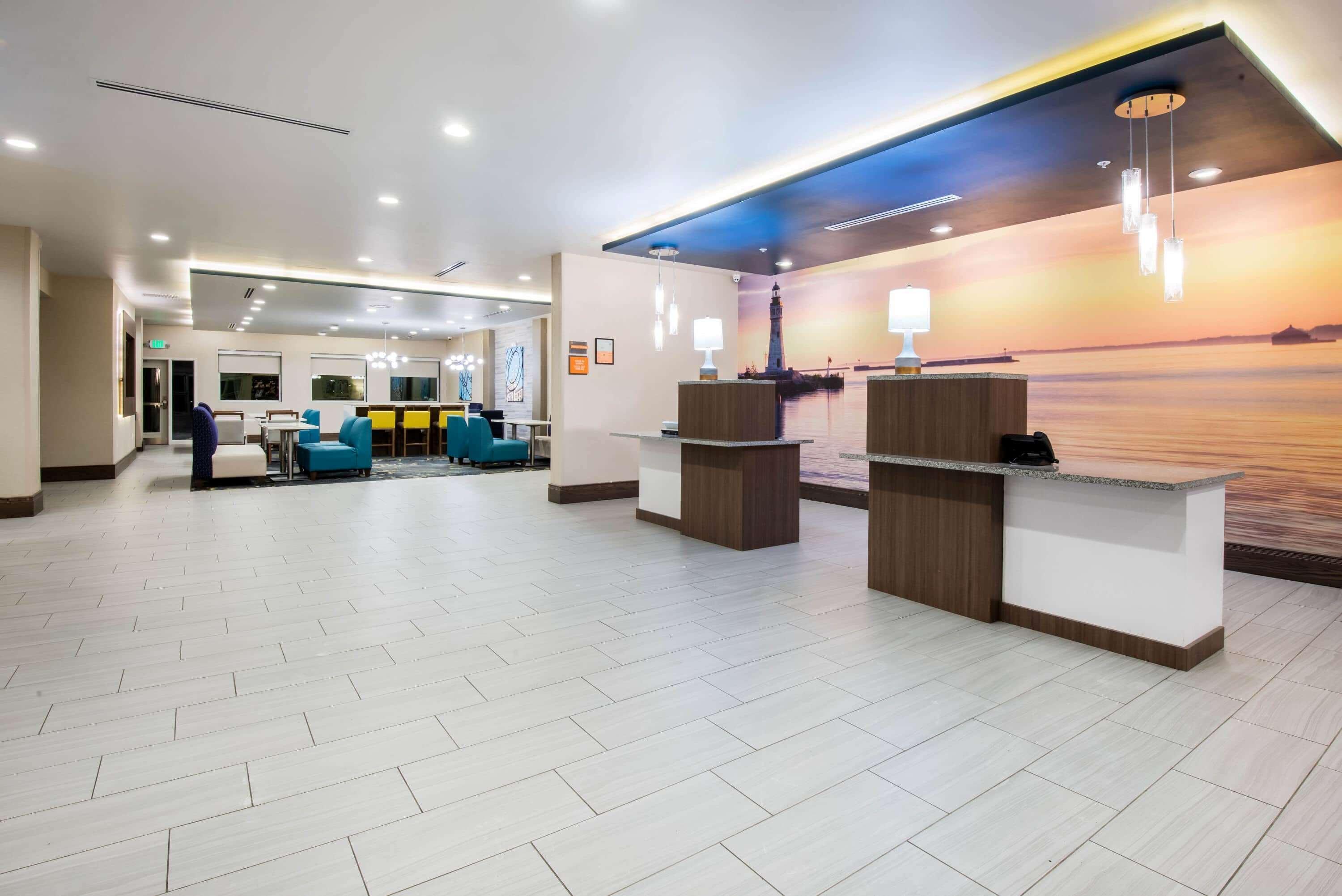 La Quinta By Wyndham Buffalo Amherst Exterior photo